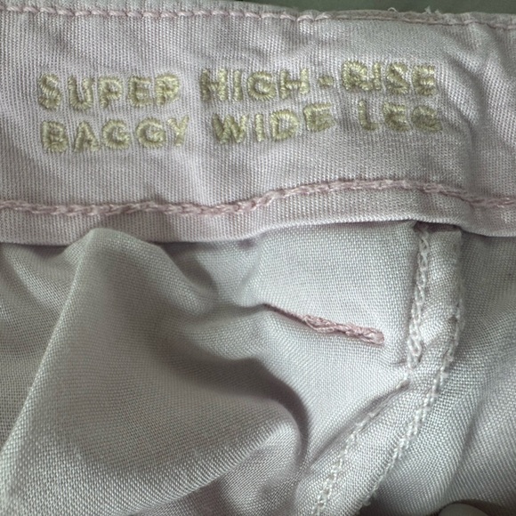 American Eagle Super High Rise Baggy Wide Leg Cargo Pants Pink Size 6 long - Picture 3 of 6